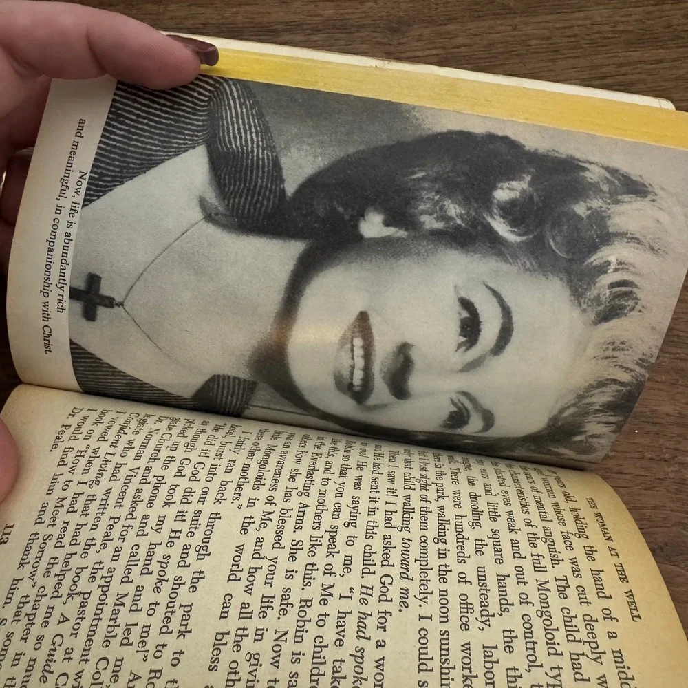 The Woman at the Well‎ 1972 Dale Evans Rogers Paperback Book